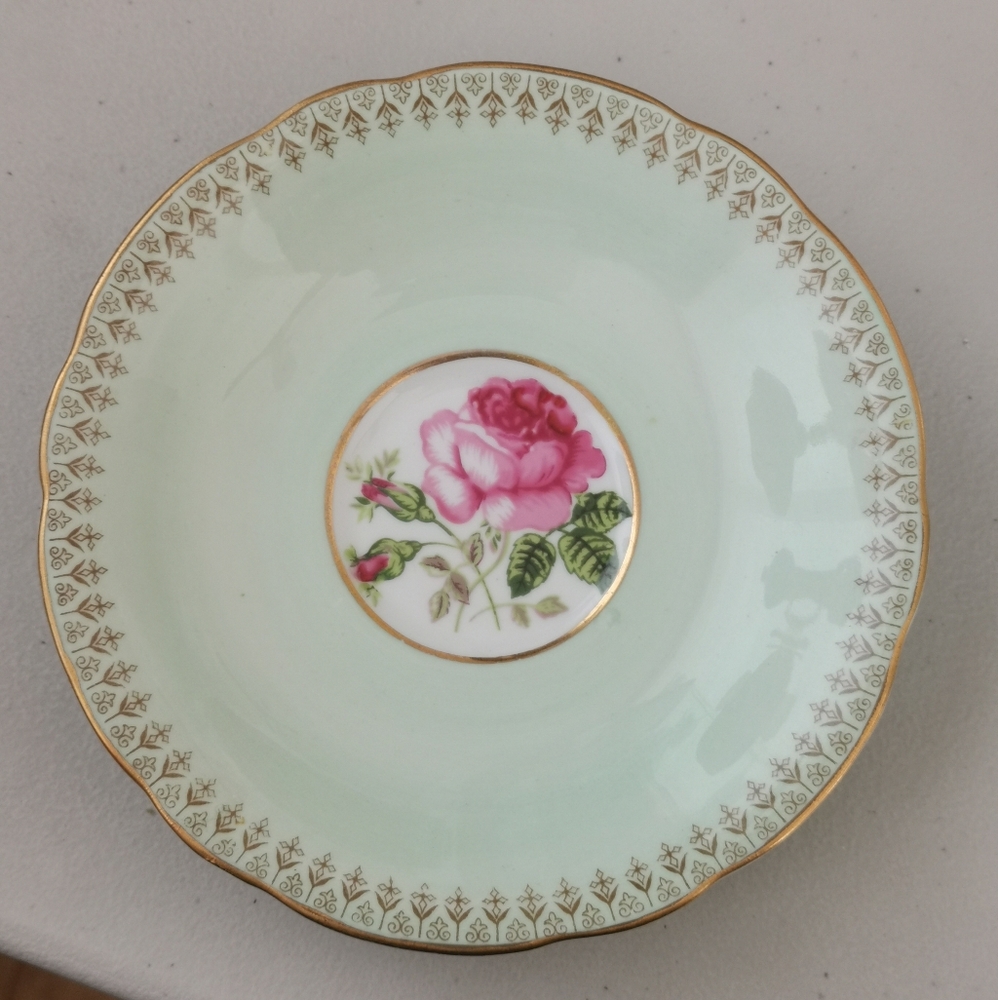 Windsor Bone China Macaron Green Glaze Pink Rose Teacup & Saucer - Picture 6 of 6